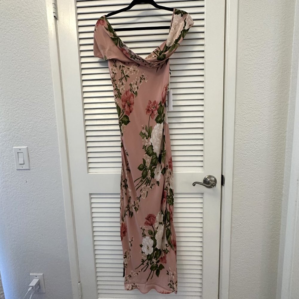 🌹SALE🌹Reformation Reya Dress in Rose Garden - Picture 14 of 16